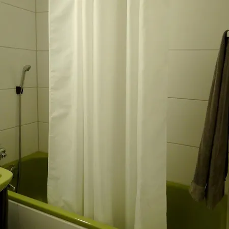 Apartment Parkweg 9-402 Appartement-Fewo 2-Bettwohnung By Interhome Apartment
